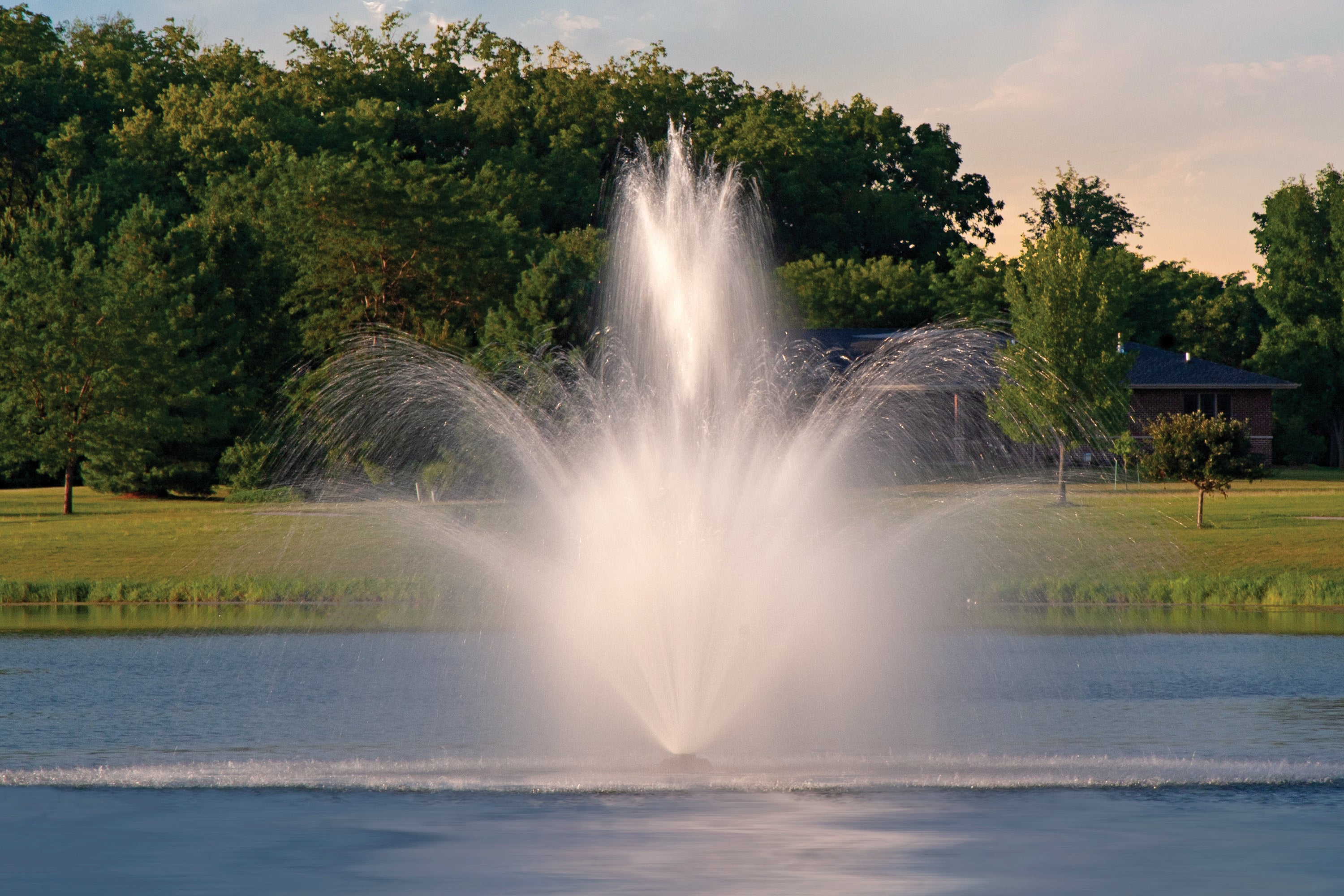 Aqua Control Select Series 2 Aerator (230V/1P) – Triple Tier