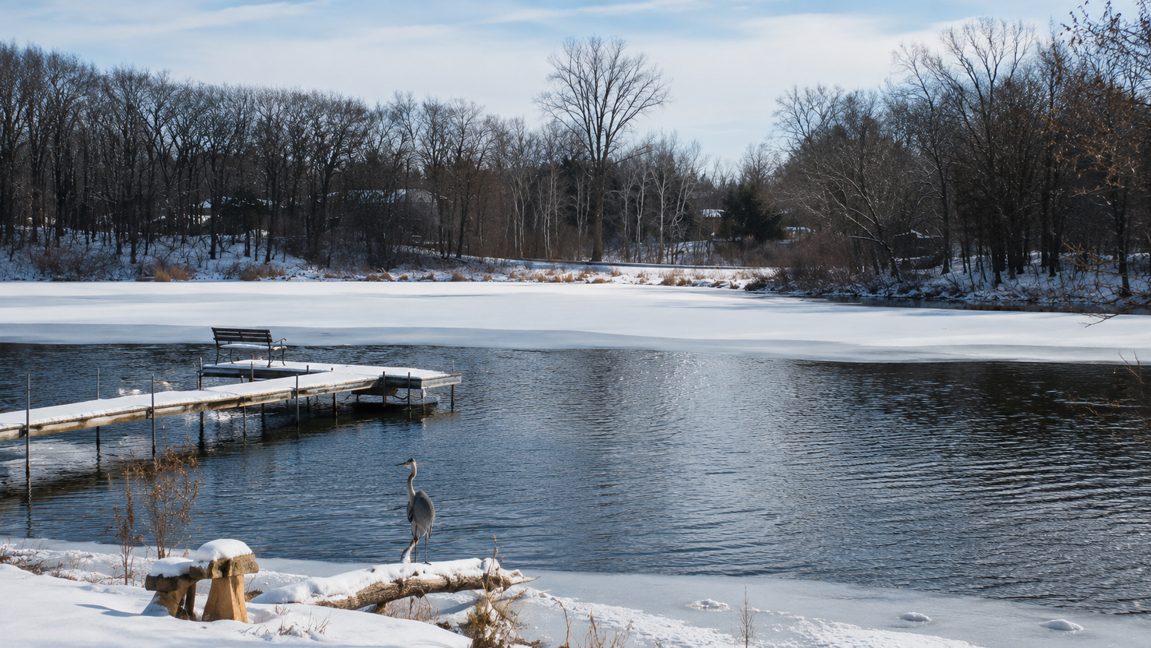 Pond & Dock De-Icers for Canadian Winters